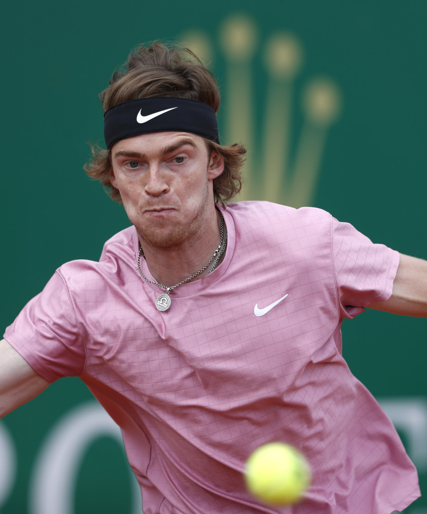 包括基础设 包括基础设