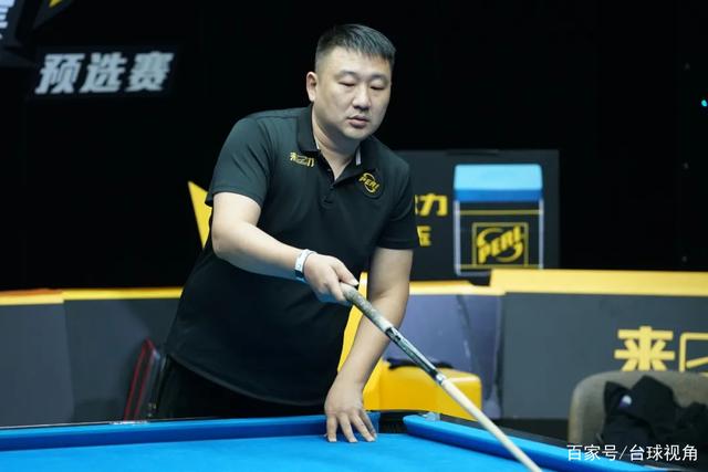 手在禁区内 手在禁区内